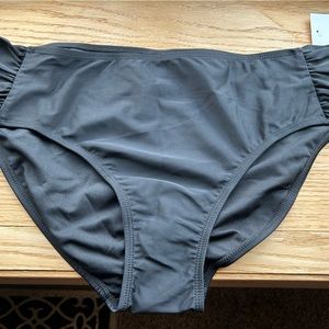 NWOT - black bikini bottoms